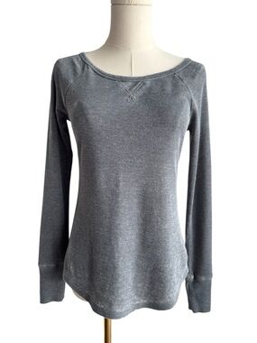 Distressed American Eagle 2013 Soft Waffle Knit Top Sz S Grey Fitted Long Sleeve